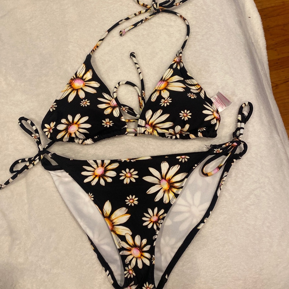 Bathing suit